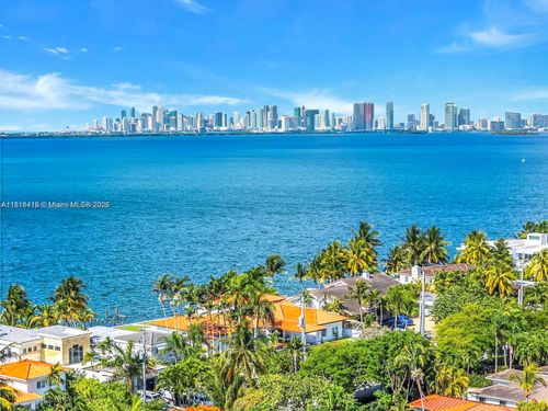 1730 Bay Dr, Miami Beach, FL, 33141-4720 | Card Image