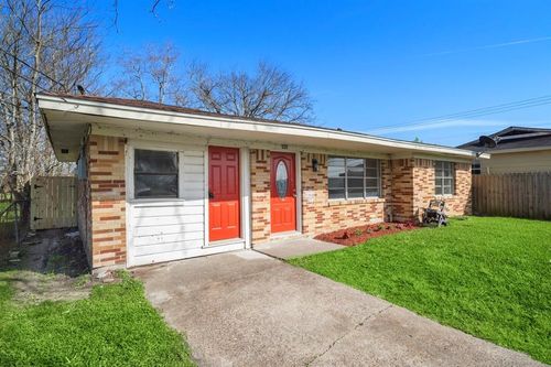 408 S Texas St, Texas City, TX, 77591-3846 | Card Image