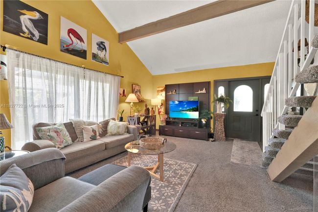 9381 Nw 41 St Pl, House other with 4 bedrooms, 3 bathrooms and null parking in Sunrise FL | Image 4