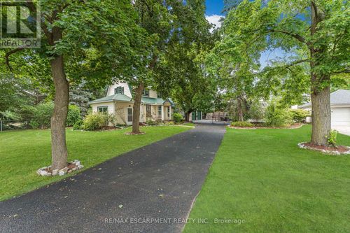 323 Regional 20 Road, Pelham (Fenwick), ON, L0S1C0 | Card Image