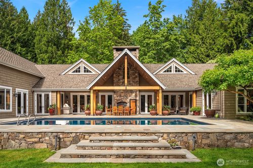 20530 Se 19th St, Sammamish, WA, 98075-8611 | Card Image