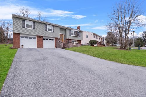 56 Carriage Hill Lane, Poughkeepsie (Town), NY, 12603 | Card Image