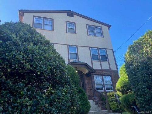 apt-1-17 Roslyn Drive, Oyster Bay, NY, 11545 | Card Image