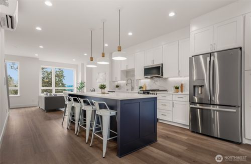 unit-101-8923 166th Ave Ne, Redmond, WA, 98052-7494 | Card Image