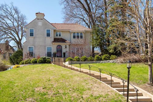 38 W Minnehaha Pkwy, Minneapolis, MN, 55419-1365 | Card Image