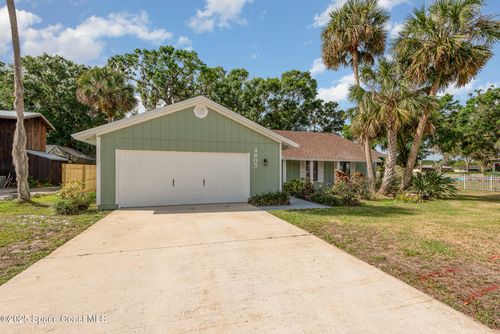 4805 Squires Dr, Titusville, FL, 32796-1049 | Card Image