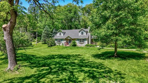 2655 N 3853rd Rd, Sheridan, IL, 60551-9676 | Card Image