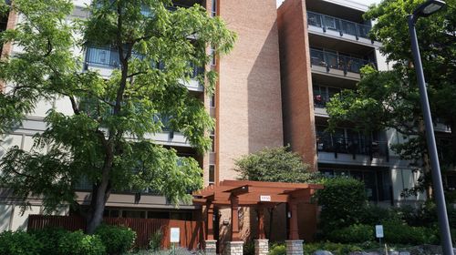 apt-5c-5950 Oakwood Dr, Lisle, IL, 60532-3017 | Card Image