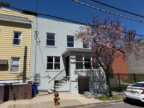 189 Saint Marys Ave, Staten Island, NY, 10305-1714 | Card Image