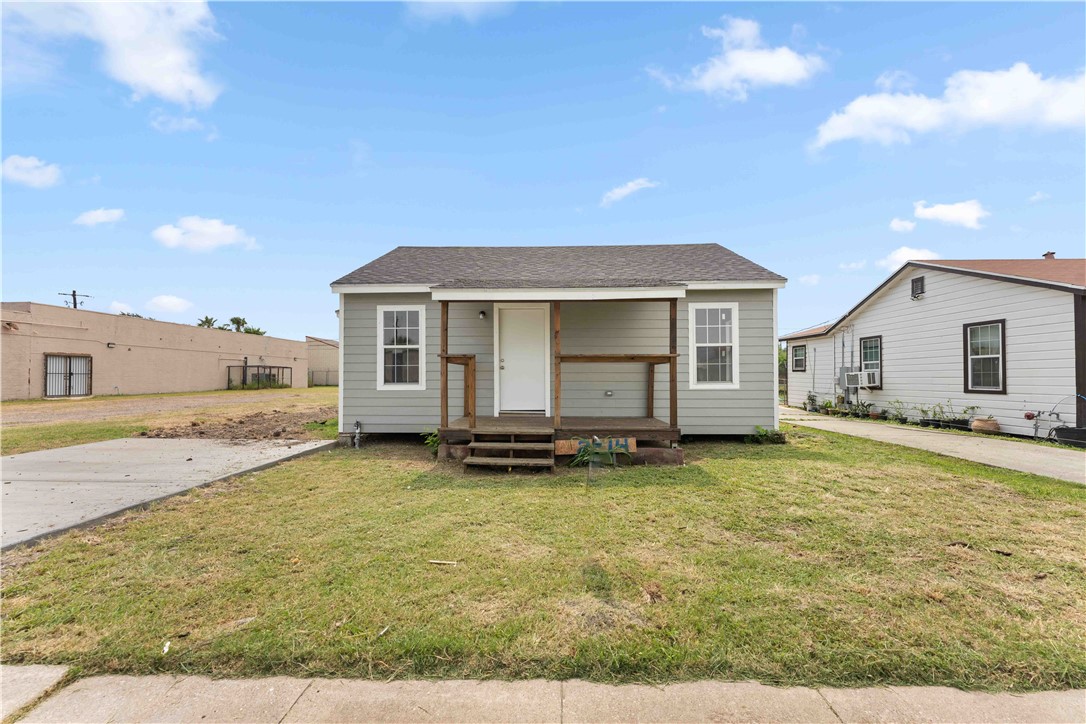 Crews St, Corpus Christi, TX 78405