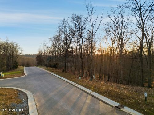 2399 Old Dogwood Trl, Loudon, TN, 37774 | Card Image