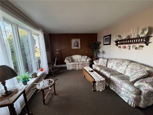 112 Lintel Dr, Canonsburg, PA, 15317-3647 | Card Image