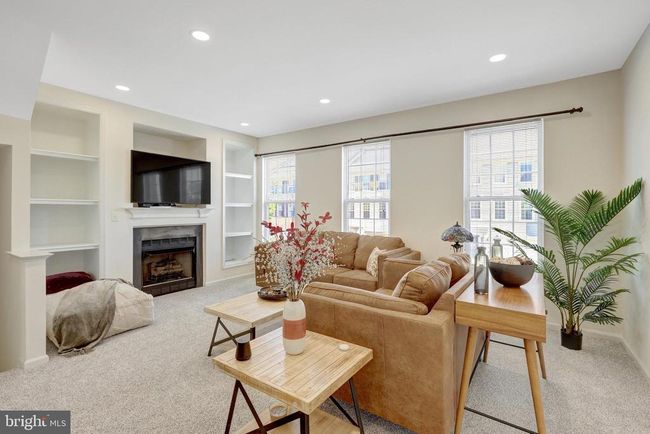 45509 Trail Run Ter, Townhouse with 3 bedrooms, 3 bathrooms and null parking in STERLING VA | Image 17