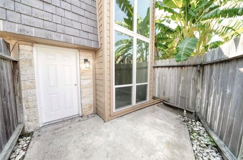 apt-108-16120 Stuebner Airline Rd, Spring, TX, 77379-7321 | Card Image