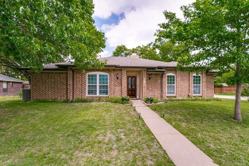 410 Cozby Ave, Coppell, TX, 75019-3935 | Card Image