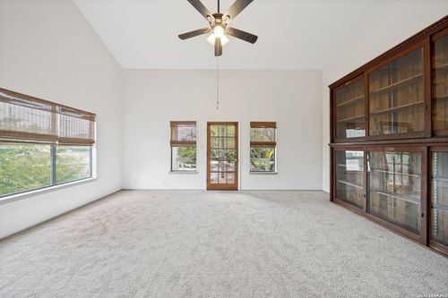 f-415 Albany St, Alamo Heights, TX, 78209-4600 | Card Image
