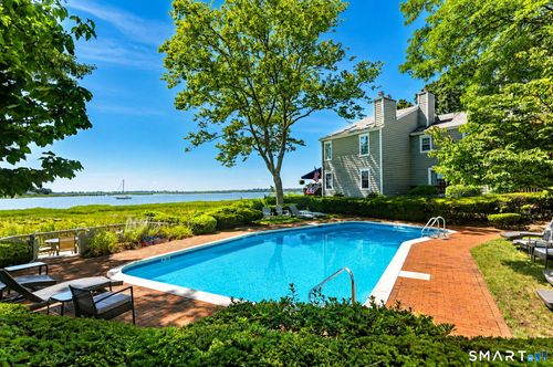 106-106 Ferry Ct, Stratford, CT, 06615-6065 | Card Image