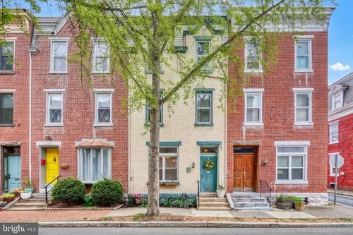 1617 Penn St, HARRISBURG, PA, 17102-2437 | Card Image