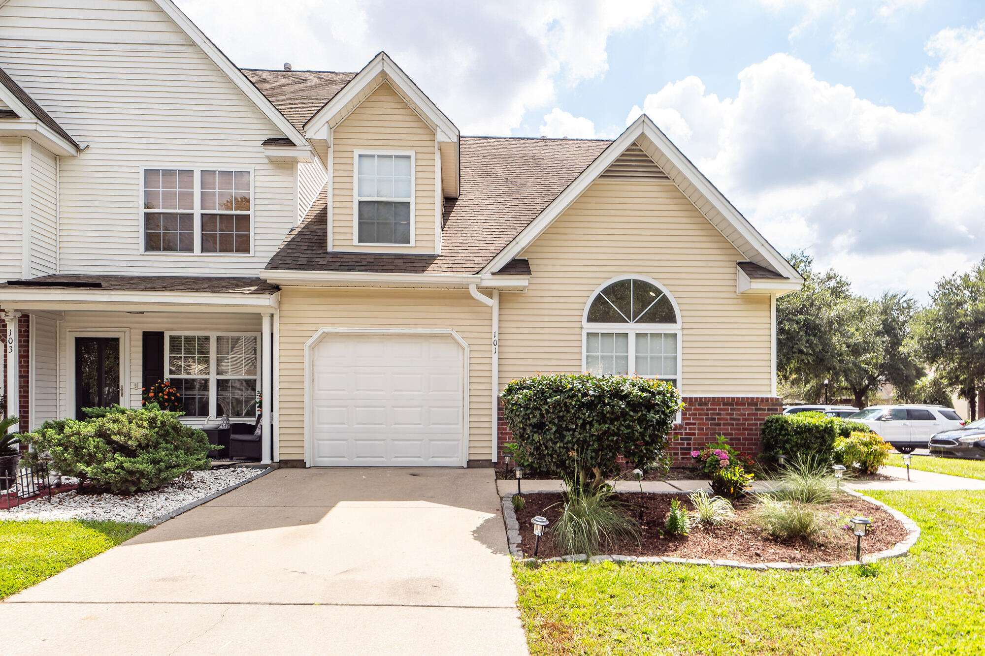 Bryce Ct, Charleston, SC 29492