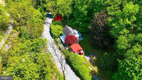 62 Hein Rd, Lenhartsville, PA, 19534-9305 | Card Image