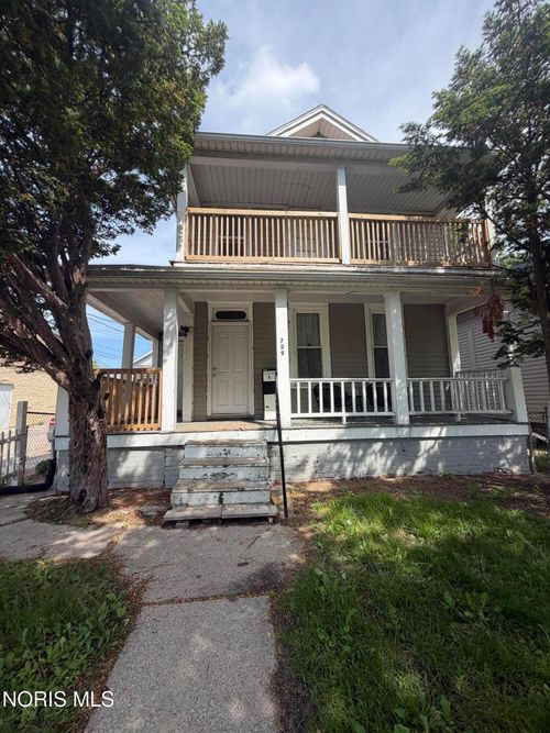 709 Thayer St, Toledo, OH, 43609-3233 | Card Image