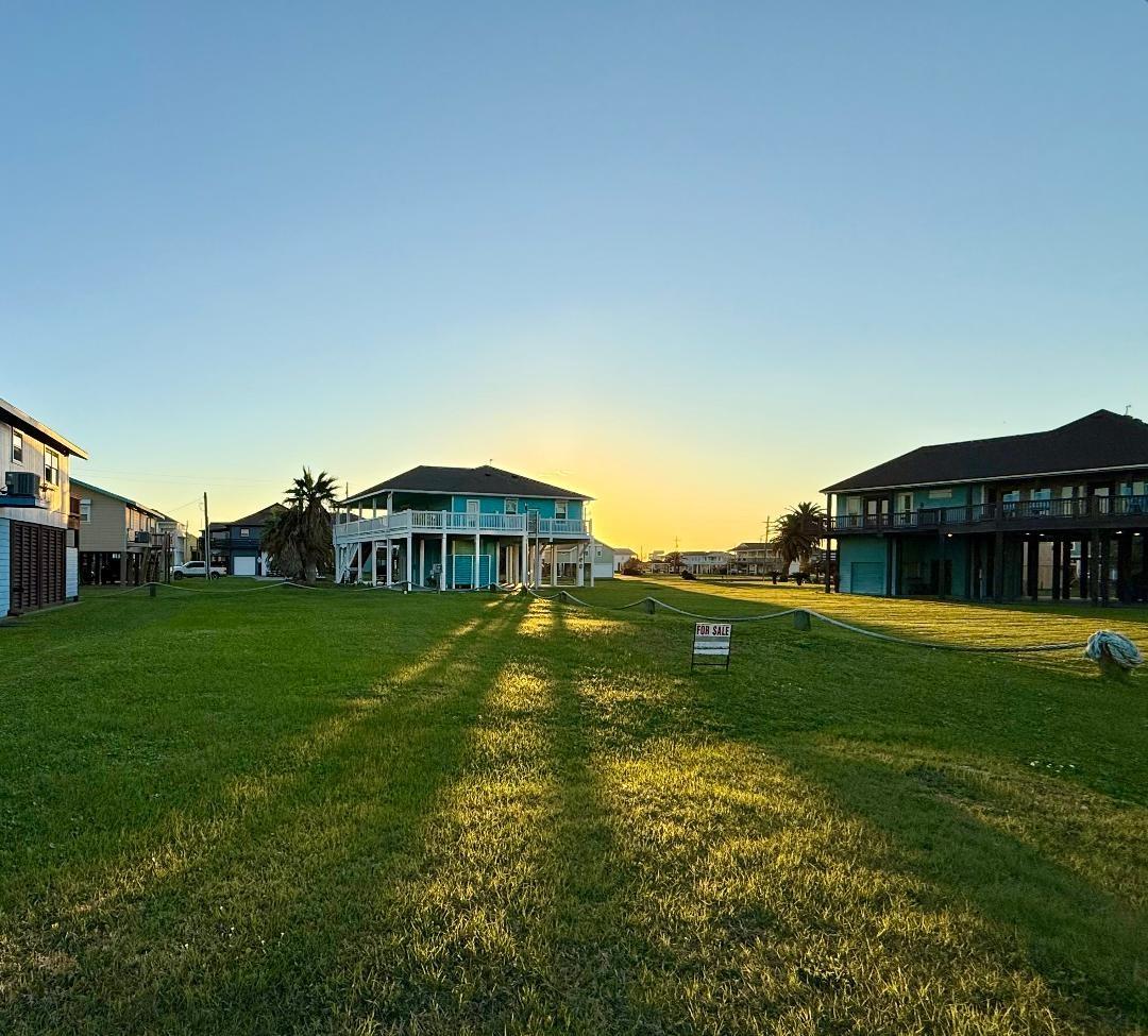 Land in Crystal Beach 2