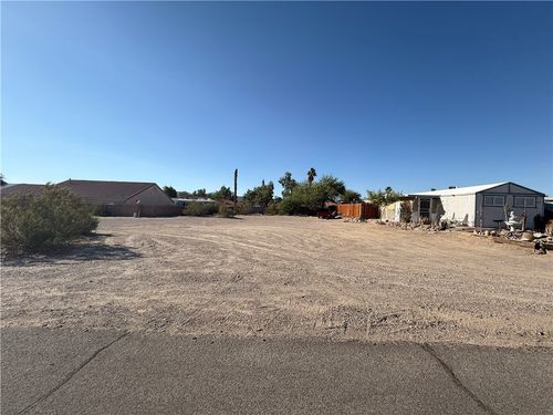 1627 Richardo Ave, Bullhead City, AZ, 86442-8002 | Card Image