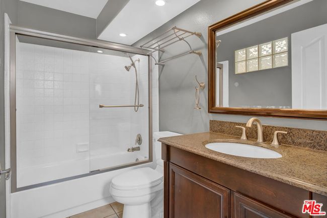 8 - 8 Sagunto, Townhouse with 3 bedrooms, 3 bathrooms and 2 parking in Aliso Viejo CA | Image 12