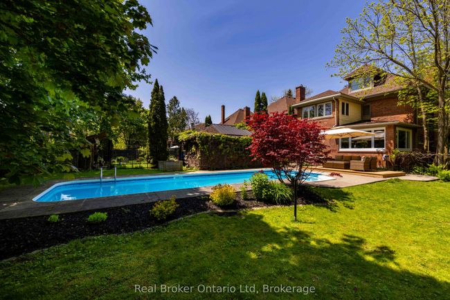 233 4 Th St E, House other with 3 bedrooms, 3 bathrooms and 4 parking in Owen Sound ON | Image 41