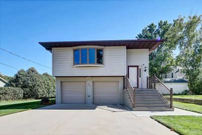 317 W Elm Street, House other with 4 bedrooms, 1 bathrooms and null parking in Lake City MN | Image 2