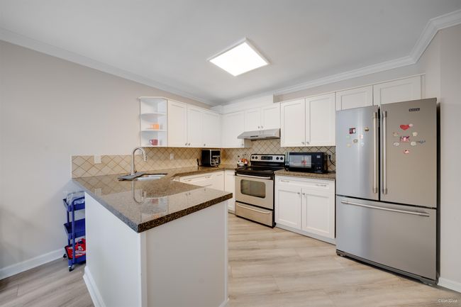3 - 1552 Everall St, Townhouse with 2 bedrooms, 3 bathrooms and 1 parking in White Rock BC | Image 14
