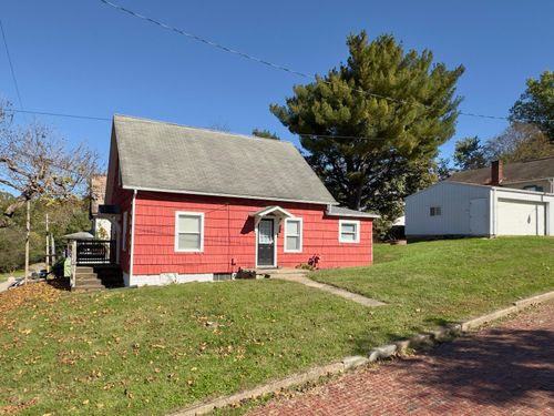 142 Church St, Corning, OH, 43730 | Card Image