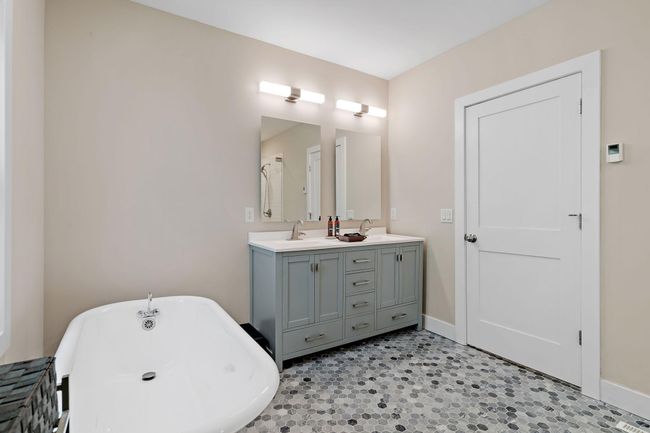 859 Excelsior Blvd, House other with 5 bedrooms, 3 bathrooms and null parking in Excelsior MN | Image 23