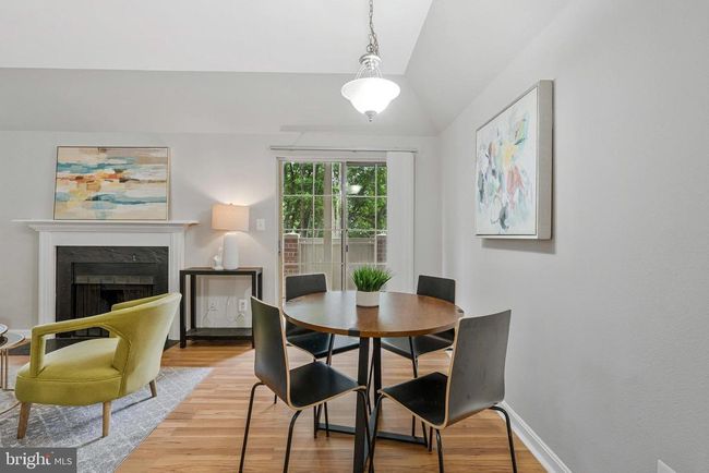 APT-2001 - 12153 Penderview Ln, Condo with 2 bedrooms, 2 bathrooms and null parking in FAIRFAX VA | Image 4