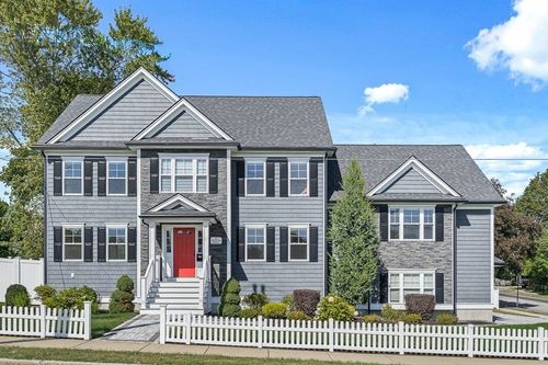 237 Swanton St, Winchester, MA, 01890-1937 | Card Image