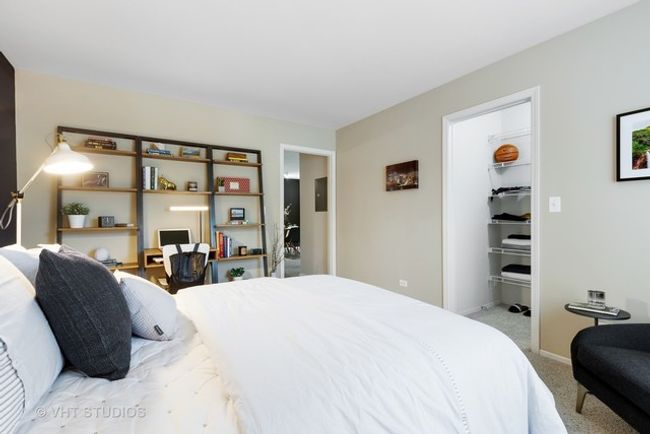APT-1124 - 1630 Lincoln Meadows Cir, Condo with 2 bedrooms, 2 bathrooms and 2 parking in Schaumburg IL | Image 10