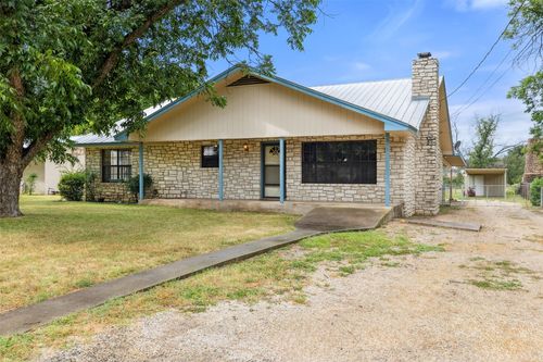 810 Wheeler St, Mason, TX, 76856-3002 | Card Image