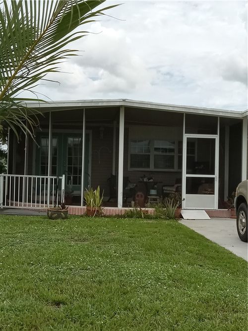 740 Lark Dr, Sebastian, FL, 32976-7224 | Card Image