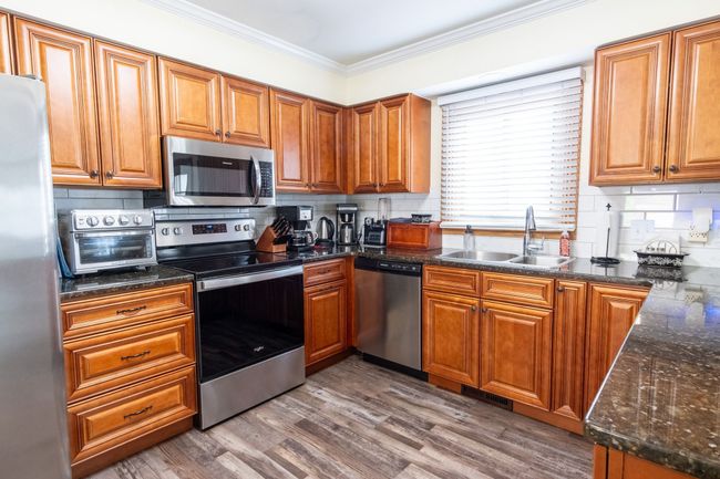 2179 Rochelle Park Dr, Condo with 2 bedrooms, 3 bathrooms and null parking in Rochester Hills MI | Image 11