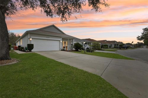 25239 Cranes Roost Circle, LEESBURG, FL, 34748 | Card Image