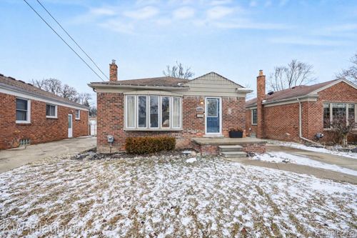 20119 Meier Rd, Saint Clair Shores, MI, 48081-1434 | Card Image