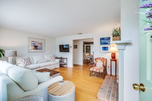 113 Signal Hill Dr, Dennis, MA, 02638-2251 | Card Image