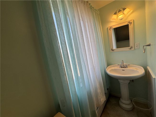 611 E 17 Th Ave, Townhouse with 2 bedrooms, 1 bathrooms and 1 parking in Munhall PA | Image 14