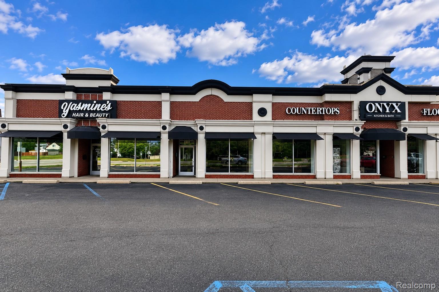 Commercial Lease in Dearborn