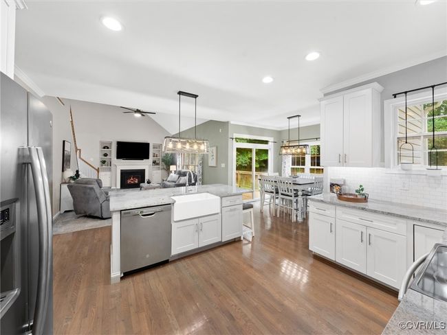 12306 Hollow Oak Ter, House other with 5 bedrooms, 3 bathrooms and null parking in Midlothian VA | Image 4