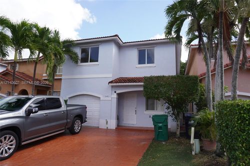 5943 Sw 162nd Pl, Miami, FL, 33193-5660 | Card Image