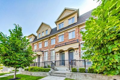 1022A Islington Ave, Condo with 3 bedrooms, 3 bathrooms and 2 parking in Toronto ON | Image 2