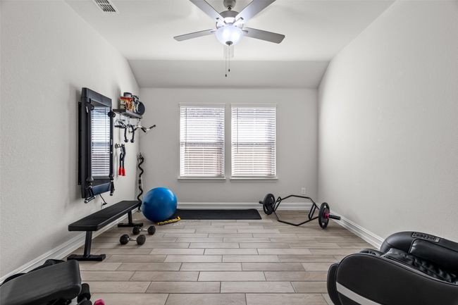Flex room that can be formal dining | Image 13