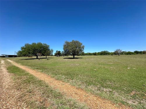 924 Hwy 95 S, Smithville, TX, 78957 | Card Image