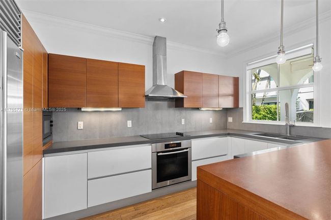 B - 464 Fernwood Rd, Townhouse with 3 bedrooms, 3 bathrooms and null parking in Key Biscayne FL | Image 15